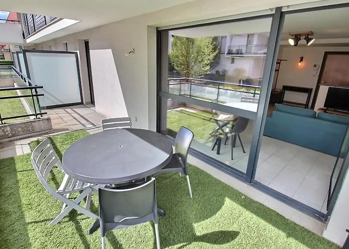 Appartement Lumineux A Avec Terrasse, Parking Et Wifi - 5 Min Du Centre - Fr-1-722-1 *