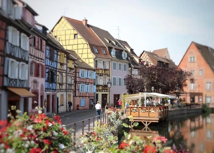 Appartement Lumineux A Avec Terrasse, Parking Et Wifi - 5 Min Du Centre - Fr-1-722-1